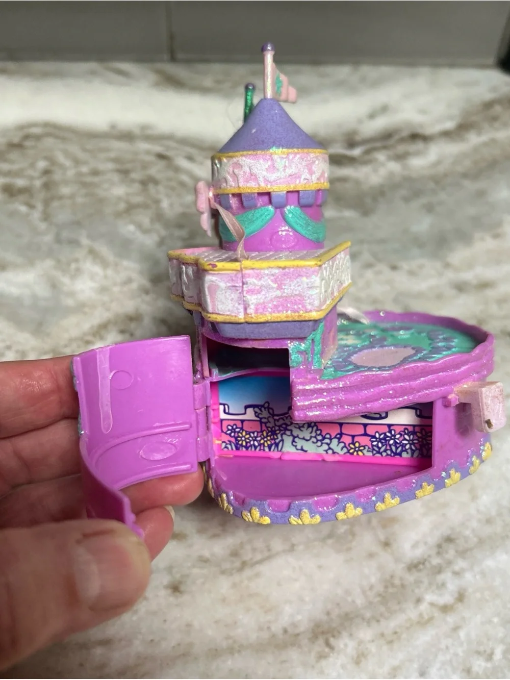 1995 Trendmasters Starcastle Pink Purple No Figure Open Toy House minature doll